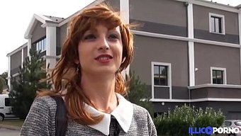 Fransız Amatör Genç Kızın Kızıl Saçları Öğle Yemeği Sırasında Sikişiyor