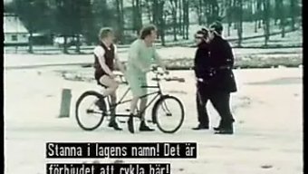 Klasik Danimarka Porno Filmini Üçlüyle Deneyimleyin