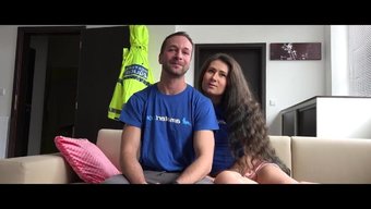 Lara Fox Ve Sylvia'Nın Badoo Tarihi Istenilen Bir Maceraya Dönüşüyor
