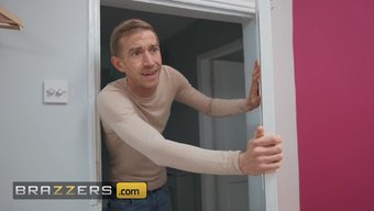 Jasmine Brooks, Komşusu Danny'Den Oral Seks Ve Sert Seks Karşılığında Seks Istiyor - Brazzers