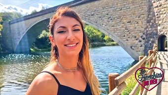 Yaramaz Hemşire Stella Iş Başında.
