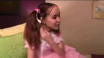 Amaii Liu'Nun Kız Kardeşi, En Seksi Webcam Kızı