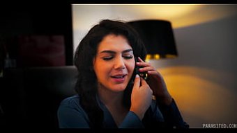 Cherry Kiss Ve Valentina Nappi, Vince Carter Ile Yoğun Bir Üçlüye Giriyorlar.