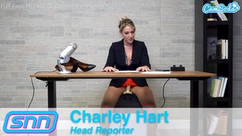 Charley Hart'In Çıplak Haberlerdeki Sybian Zevki.