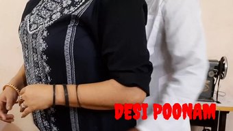 Amatör Desi Poonam, Tüylü Amını Büyük Bir Yarrakla Beceriyor