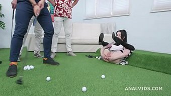 Anna De Ville'Nin Anal Yetenekleri Bu Sapkın Videoda Sergileniyor