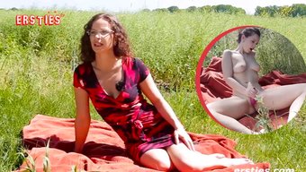 33 Yaşındaki Amatör Annika R., Yaz Gündönümü Sırasında Orgazm Oluyor