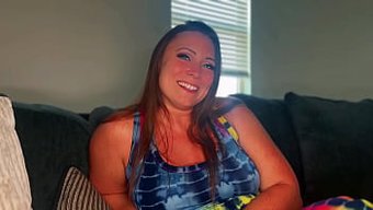 Sıcak Bir Karşılaşma, Bir Hotwife Büyük Siyah Bir Penisle Dolup Kocası Için Eve Getiriyor