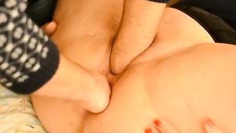 Olgun Karısının Ev Yapımı Videosu Çift Fisting Içeriyor