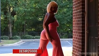 Dolgun Milf Ağzına Alıyor Ve Yutuyor