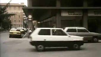 Tüylü Performansçılarla Eski Moda Anal