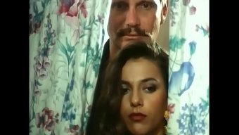 Eski Güzel Günlerden Erotik Film.