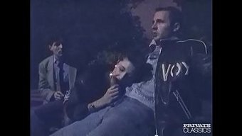 Vintage Porno Videosunda Sert Yüz Sikişi Ve Açık Hava Seks