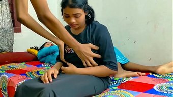 Rahul, Sevgilisi Ve Karısıyla Üçlü Yapmanın Tadını Çıkarıyor.