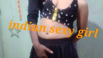 Esmer Milf Vahşi Bir Şekilde Sikişiyor Ve Bu Vahşi Videoda Derin Boğaz Yapıyor
