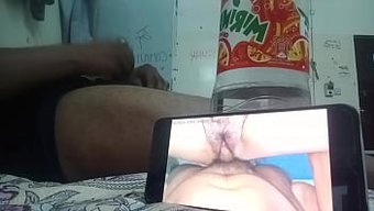 Desi Milf Bu Sıcak Videoda Sert Bir Şekilde Sikişiyor