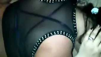Kız Arkadaşlarımın Amlarını Birbirine Sürtüp Sikişini Izledim.