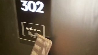 Baskın Bir Erkekle Acımasız Aldatma