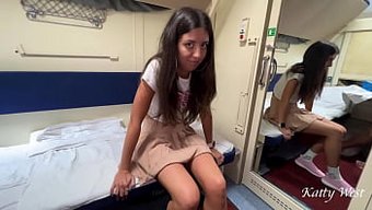 Katty West Ile Tren Istasyonu Pickup Sıcak Tren Seansı