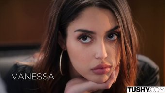 Vanessa'Nın Oliver'I Tutkulu Bir Şekilde Baştan Çıkarması, Yoğun Anal Buluşmaya Yol Açıyor