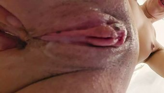 Yumurtalarla Dolu Kinky Bir Ev Yapımı Sahneye Yakın Çekim Ve Kişisel Bakış