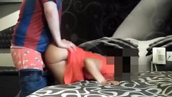 Meksikalı Genç Kızın Kısa Elbisesi Ev Yapımı Seks Sırasında Spermlerle Kaplanıyor