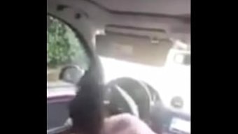 Dua Dolu Bir Gün, Çarpıcı Bir Esmerle Ateşli Bir Karşılaşmaya Yol Açıyor