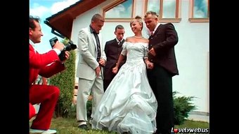 Sarışın Gelinle Açık Hava Düğün Gang Bang