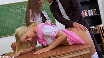 Yaramaz Öğrenci Profesör Tarafından Sert Bir Videoda Tokatlanır Ve Sikişir