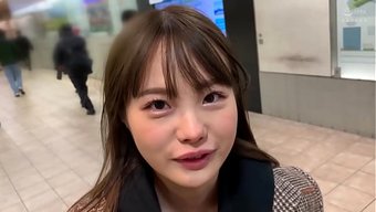 Zayıf Japon Genç Ichika Matsumoto, Pov Tarzında Sikişiyor.