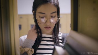 Emily Willis Ve Gianna Dior'Un Sıcak Lezbiyen Karşılaşması