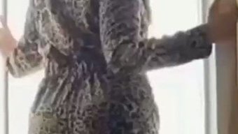 Milf'Lerle Bdsm Grubu Oral Seks Yapıyor Ve Boşalıyor