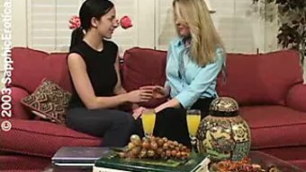 Anna Ve Laila, Duygusal Am Oyununa Giriyorlar