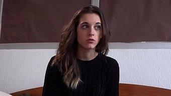 Ispanyol Amatör Çift, Pillada Videosunda Anal Seksin Tadını Çıkarıyor