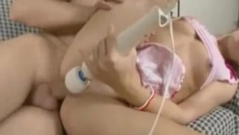 Yarrağa Binen Milf, Amını Ve Götünü Oyuncakla Oynuyor
