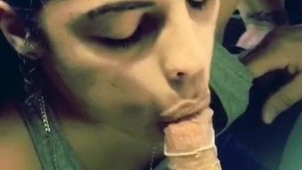 Güzel Bir Latin Kızının Ev Yapımı Videosu Aksiyonda