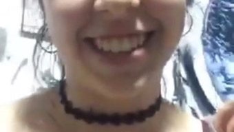 Ispanyol Kız Ve Erkek Arkadaşı Periscope'Ta Sıcak Aktivitelere Giriyorlar