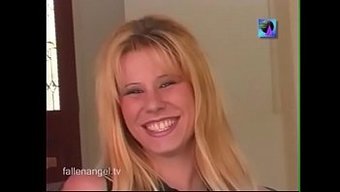 Fresno Amatör Kathy Hamilton Porno Endüstrisine Giriyor
