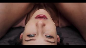 Amirah Adara'Nın Vücudu Doğaüstü Bir Güç Tarafından Ele Geçirilir Ve Tiffany Tatum Ile Yoğun Bir Karşılaşmaya Yol Açar