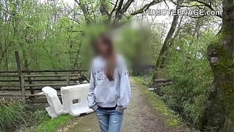 Genç Kızlar Için Ilk Kez Casting (18+), Etek Altı Çekimleri Ve Daha Fazlası