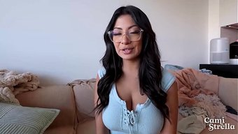 Cami Strella, Üvey Abisine Çöreğini Dölüyle Bitirmesi Için Yalvarıyor.