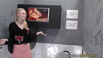 Lily Rader'In Büyük Siyah Yarrağı Üzerindeki Inanılmaz Sakso Çekmesi