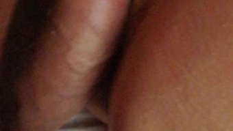 Güzel Avrupalı Kız Creampie Sürprizi Alıyor