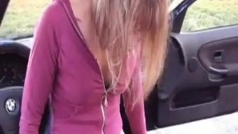 Amatör Kız Seks Oyuncaklarıyla Orgazm Oluyor