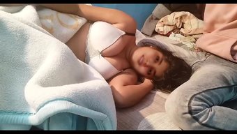 Güzel Ve Seksi Karımla Sevişmek Çok Eğlenceli.