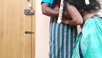 Desi Karısının Büyük Poposu Eski Sevgilisi Tarafından Beceriliyor